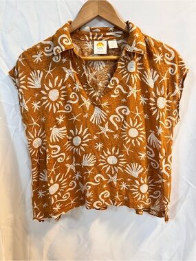 C&C California Burnt Orange linen Sun & Shell Collared V-Neck Top